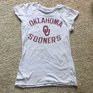 Oklahoma University white t-shirt